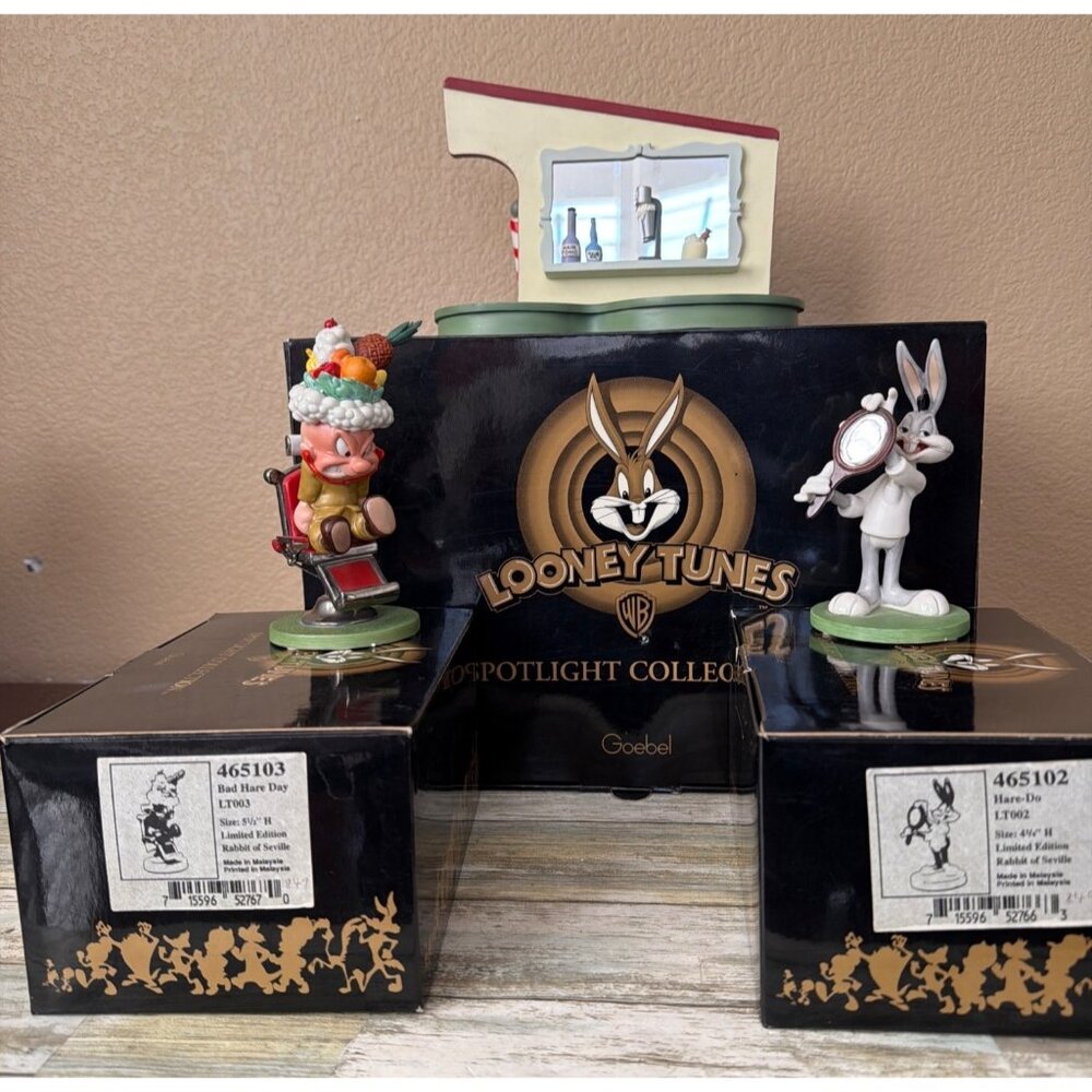 Goebel Looney Tunes Rabbit of Seville Bugs Fudd Scape 3-Pc Barber Set w/FLAWS